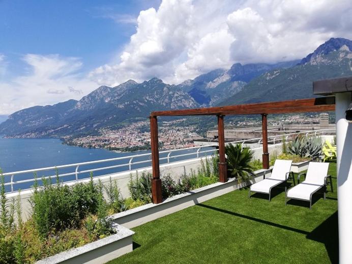 Attico With Big Terrace In Residence With Pool Valbrona Exteriér fotografie